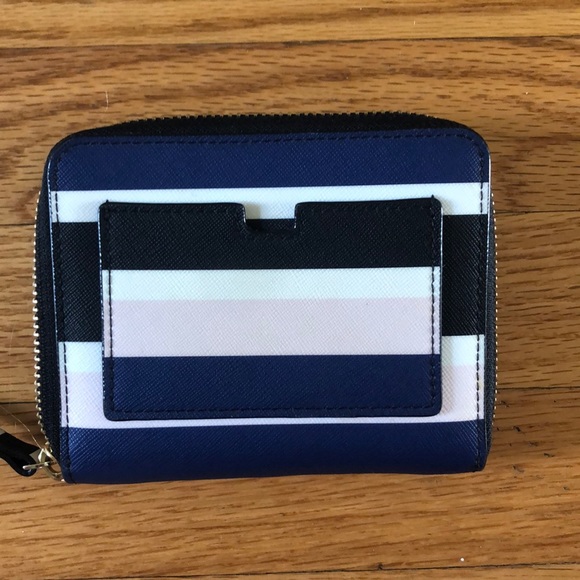Kate Spade Wallet - Picture 3 of 3